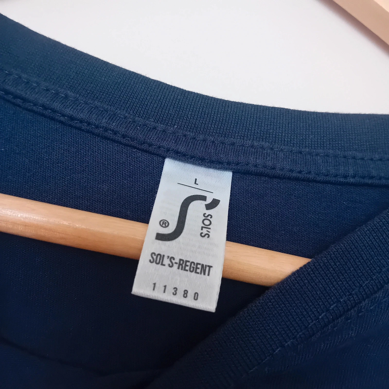 💙 T-shirt azul marinho tamanho L – photo 2